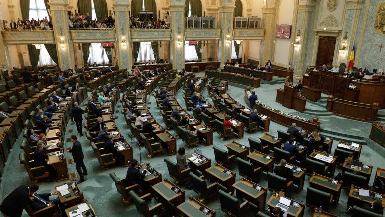 Dezbatere și vot în plenul Senatului pentru legile educației, la Palatul Parlamentului din București, luni 22 mai 2023.