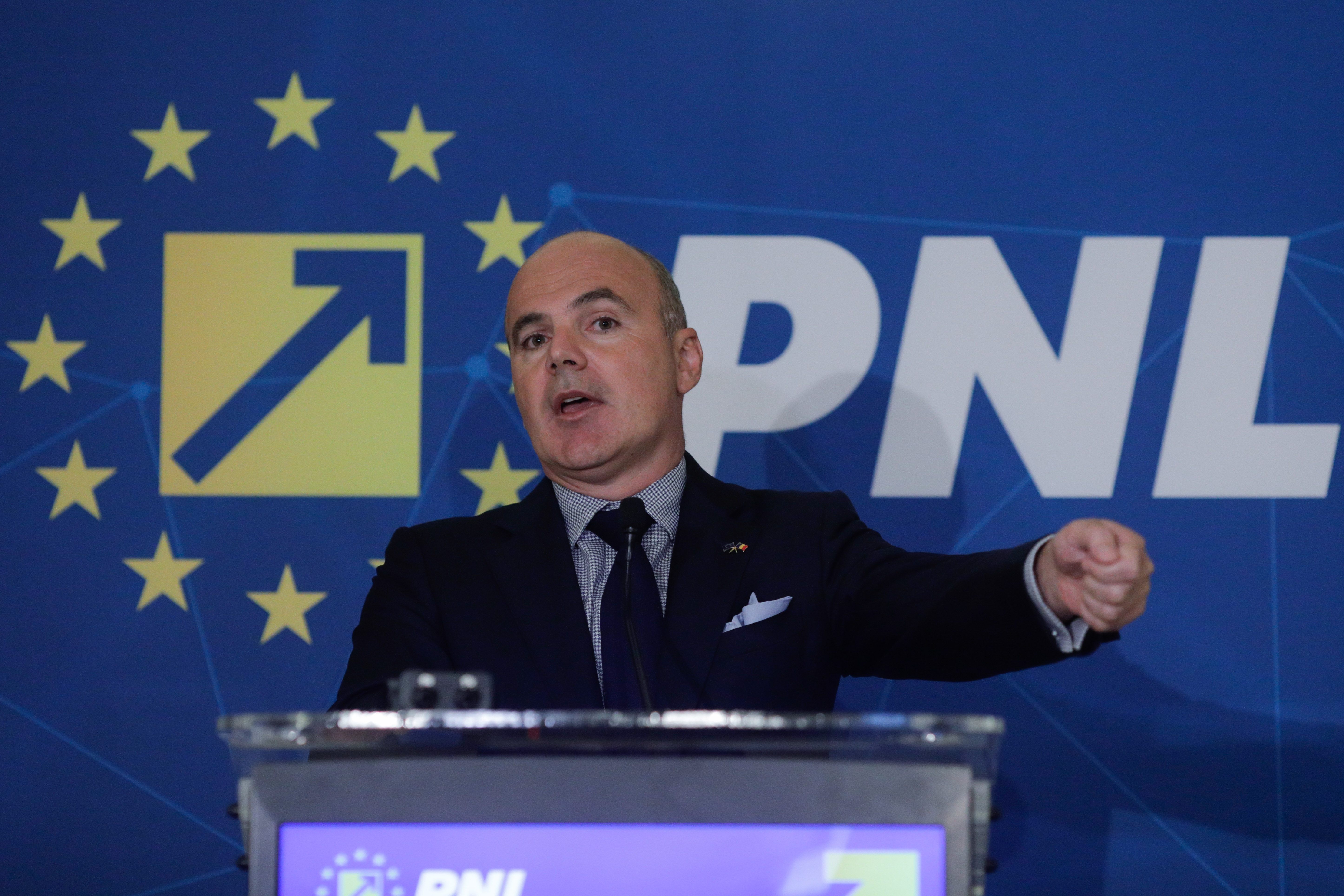 Rareș Bogdan: E prima dată când UDMR a căzut între scaune, cu nasul în țărână. Totul a pornit de la o idee a lui Ciolacu și Grindeanu