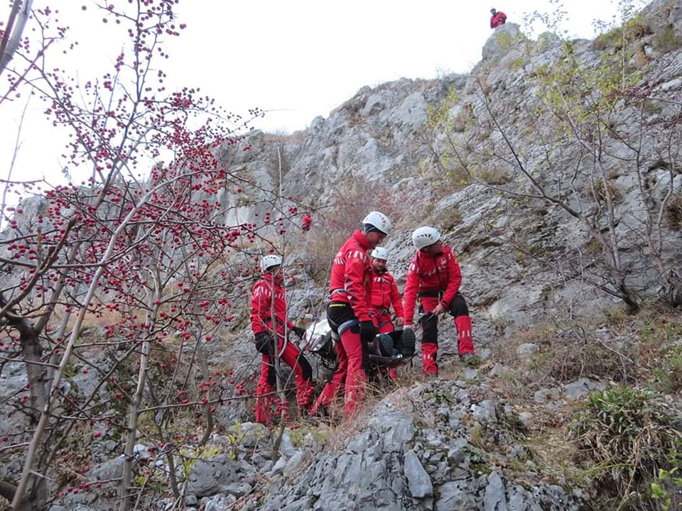 Salvamont: 12 oameni au fost salvați de pe munte în ultimele 24 de ore, iar doi au murit