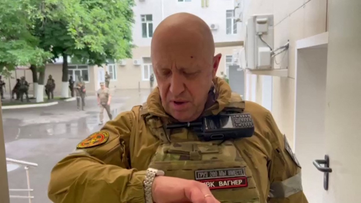 Revoltă în Wagner. Mercenarii lui Prigojin sunt furioși sau văd teorii ale conspirației după ce au fost întorși din marșul spre Moscova