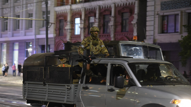 soldat masina camion rostov rebeliune rusia