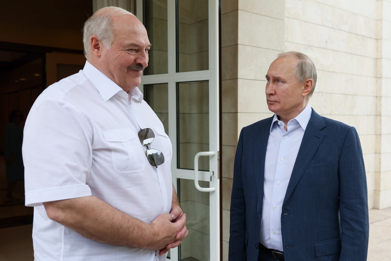 Experți: Dictatorul „de mâna a doua” Lukașenko l-a umilit pe Putin când s-a lăudat că a salvat Moscova de revolta lui Prigojin