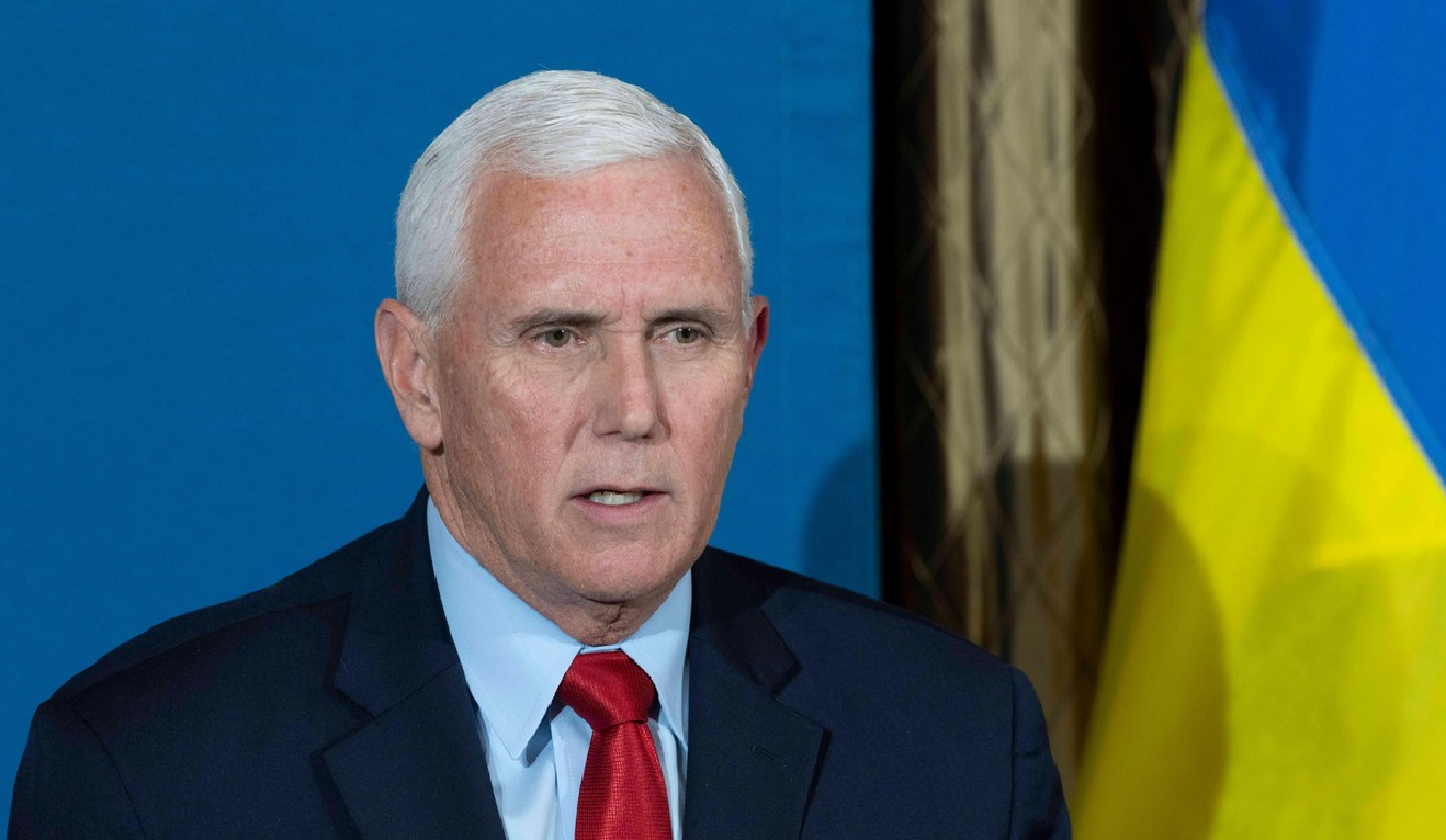 Fostul vicepreşedinte american Mike Pence, primit de Zelenski la Kiev