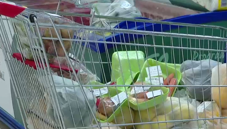 Partea nevăzută a plafonării prețurilor la produsele alimentare românești. Beneficii pentru producătorii și consumatorii români