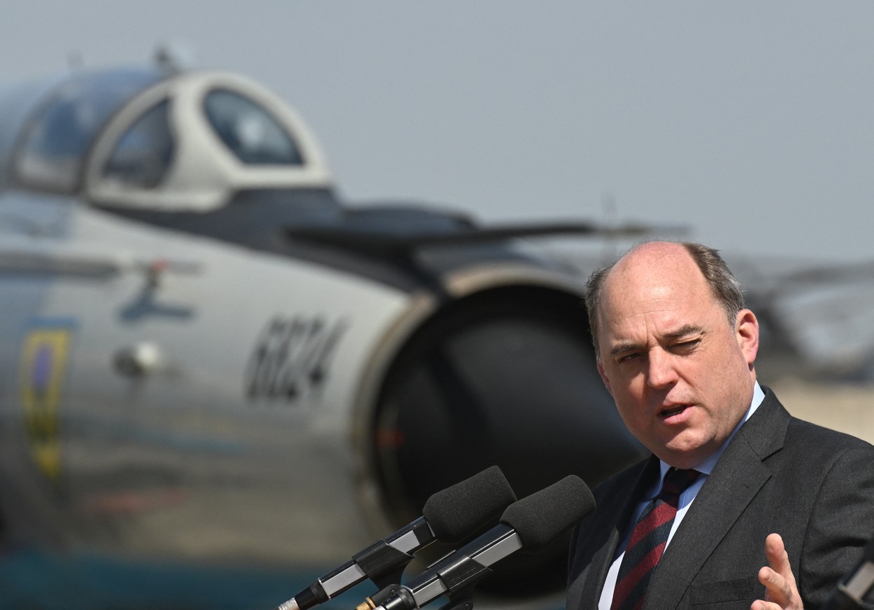 Ministrul britanic Ben Wallace exclude posibilitatea de a deveni secretar general al NATO și spune că SUA îl vor tot pe Stoltenberg