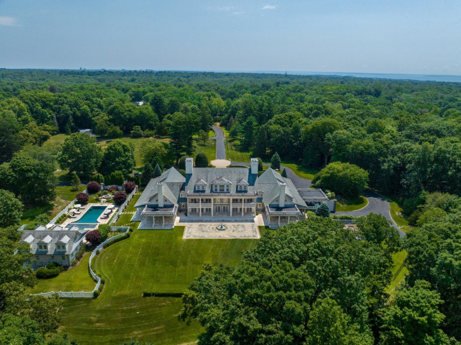 EXCLUSIVE: Grey Goose billionaire's mega-mansion on sale for Ł27m – with a 30-car garage