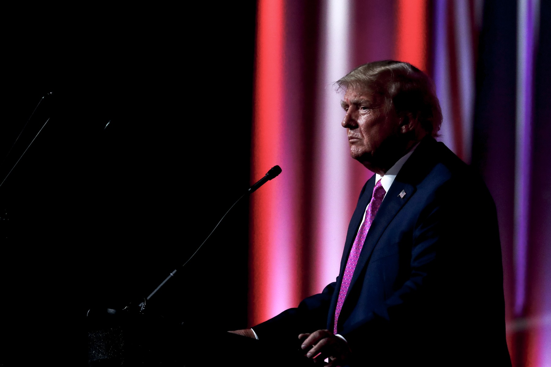 Trump vrea amânarea datei procesului în cazul documentelor secrete până după alegeri