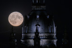 Full moon over Dresden