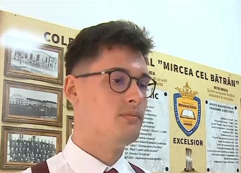 Absolvent de 10 la Bac: Într-o țară în care profesorii ar fi mai respectați, aș fi profesor de Română sau Filosofie