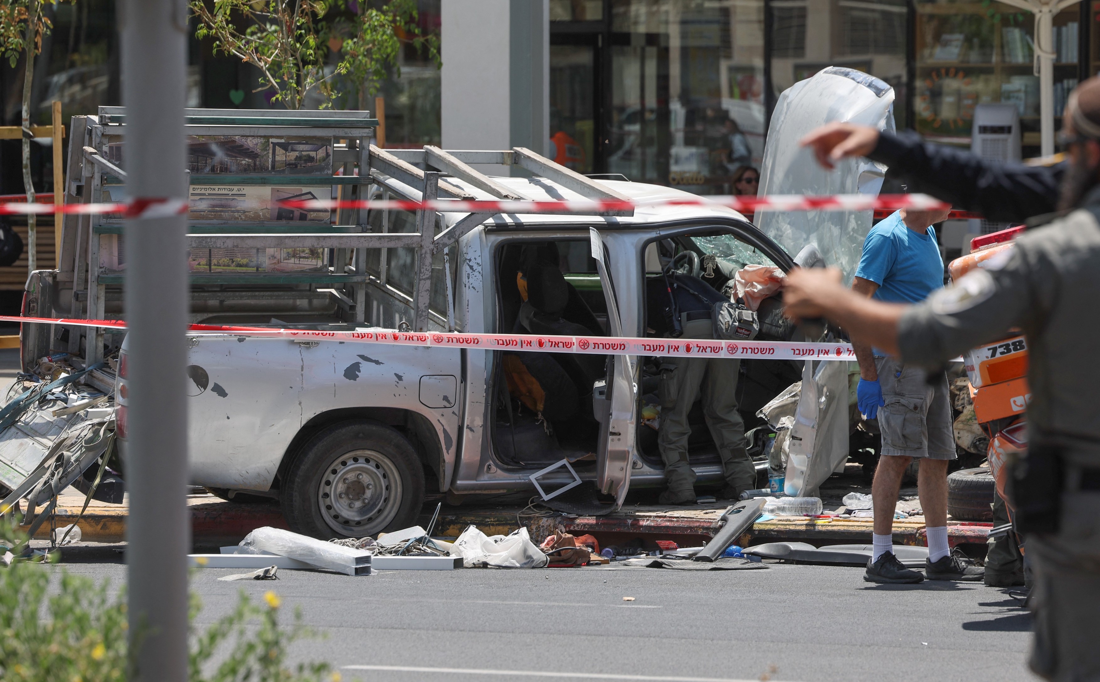 O mașină a intrat în mulțime la Tel Aviv, după violențele de la Jenin. Hamas salută atacul: „Sângele copiilor noștri nu este ieftin”
