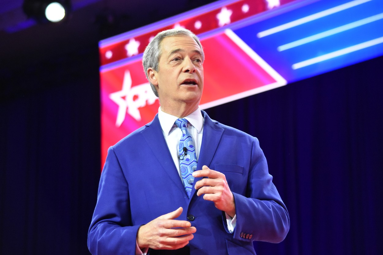 Banca bogaților i-a închis un cont bancar lui Nigel Farage, din lipsă de fonduri. „Sunt persecuții politice grave”