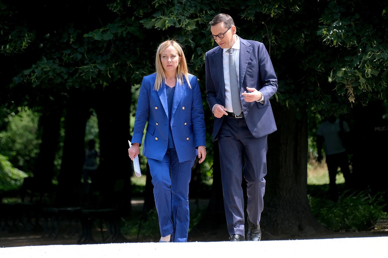Premierii Italiei şi Poloniei cer închiderea frontierelor externe ale UE pentru a combate migraţia ilegală
