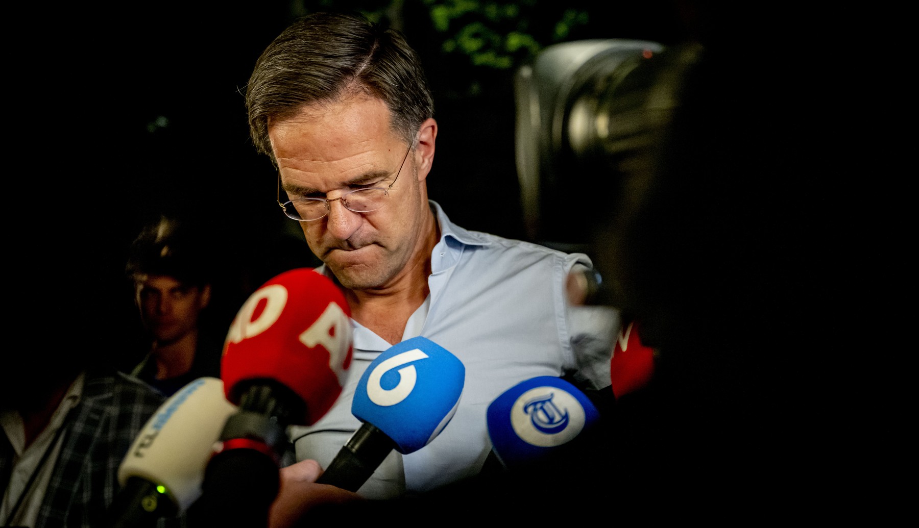 Presă: Guvernul lui Mark Rutte s-a prăbușit din cauza disputelor pe tema înăspririi legii imigrației