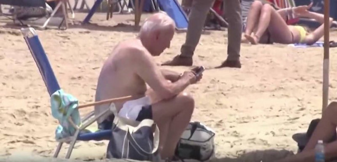 Biden s-a bucurat de o zi de plajă, sâmbătă, înainte să își înceapă turneul în Europa