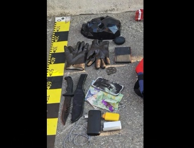 Noi detalii în ancheta crimei din Craiova. Anchetatorii au făcut publice imagini cu obiectele găsite în rucsacul atacatorului de 17 ani