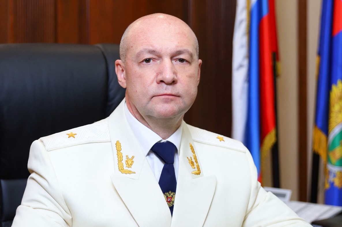 Fostul procuror al Crimeei s-a înecat în râul Volga. Mai avea 150 de metri până la mal