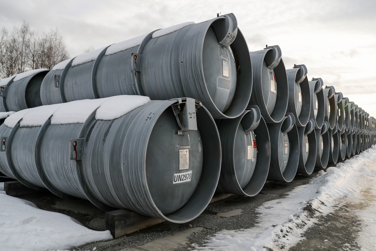 Accident la un combinat de îmbogățire a uraniului din Rusia. Un om a murit iar peste 100 sunt evaluați pentru contaminare cu radiații