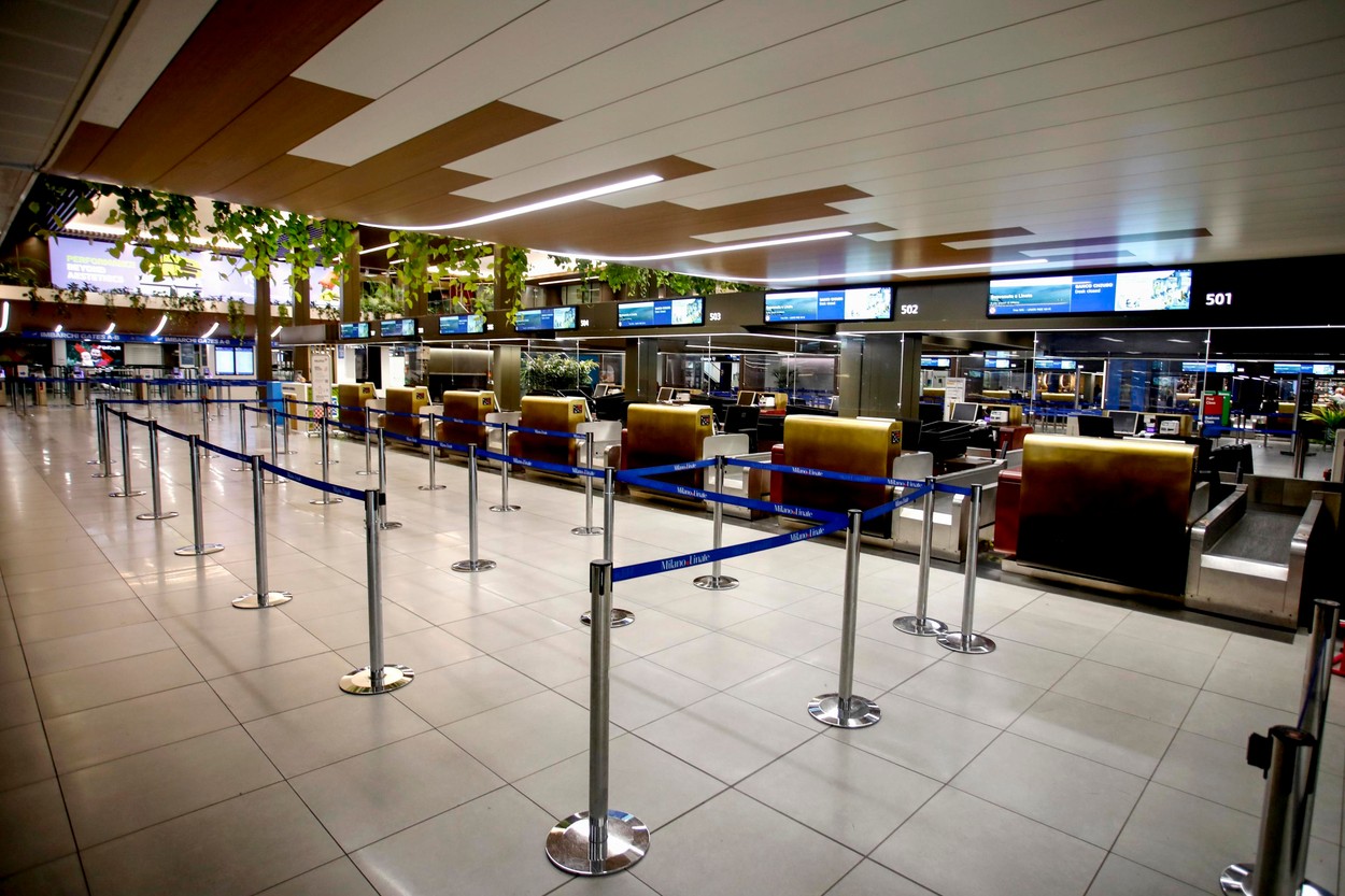 Greve pe aeroporturile din Italia în weekend. În Spania va fi perturbat transportul în comun
