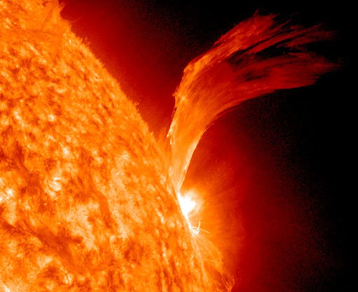 După ce a făcut istorie pe Lună, India lansează astăzi o misiune spațială care va studia Soarele. Ce spun oamenii de știință