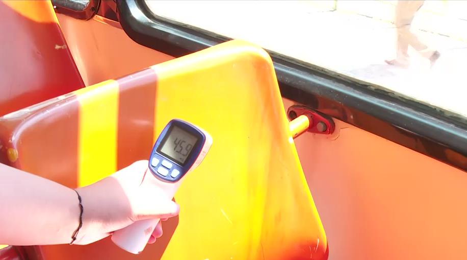 Aproape 46 de grade Celsius: Tramvaiele și troleibuzele din București, fără aer condiționat, s-au transformat în adevărate cuptoare