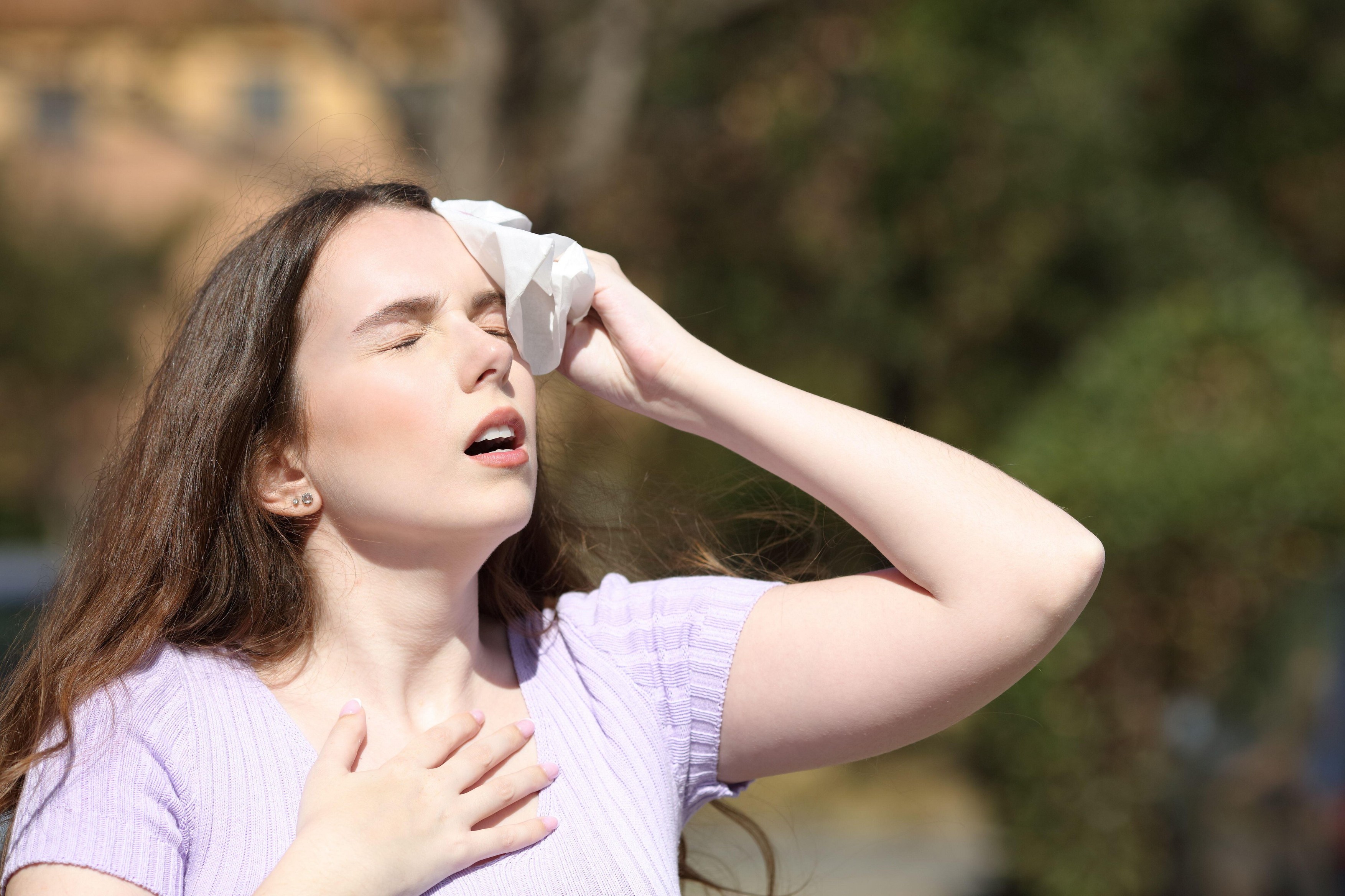 Ce se întâmplă în corpul uman la temperaturi de peste 40 de grade