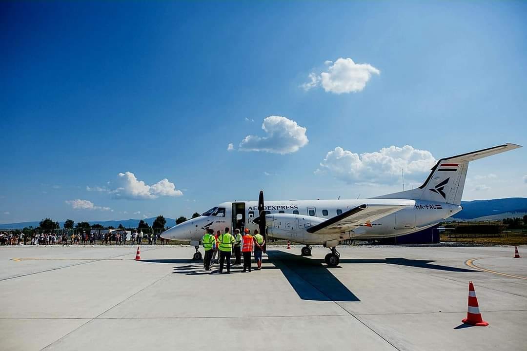 Un om de afaceri maghiar a construit un aeroport în Harghita pentru zboruri de la Budapesta. Cine este Attila Balazs