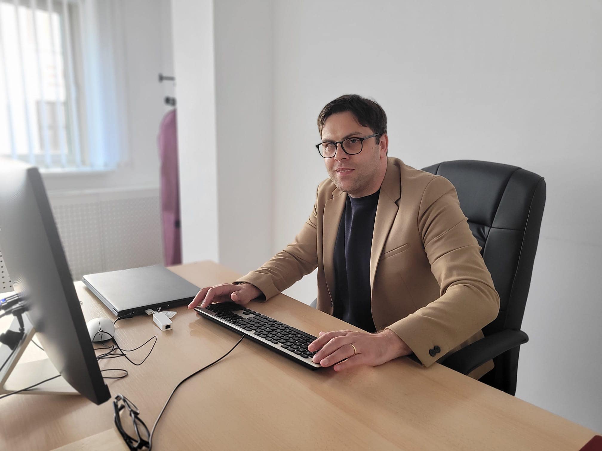 „Azilele groazei”. Șeful ANPDPD, demis de Ciolacu, susține că a făcut controale „cu profesionalism”