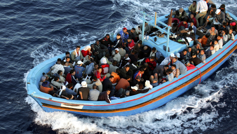 86 de migranţi dați dispăruți de 15 zile au fost salvaţi de la bordul unei ambarcaţiuni în largul insulelor Canare
