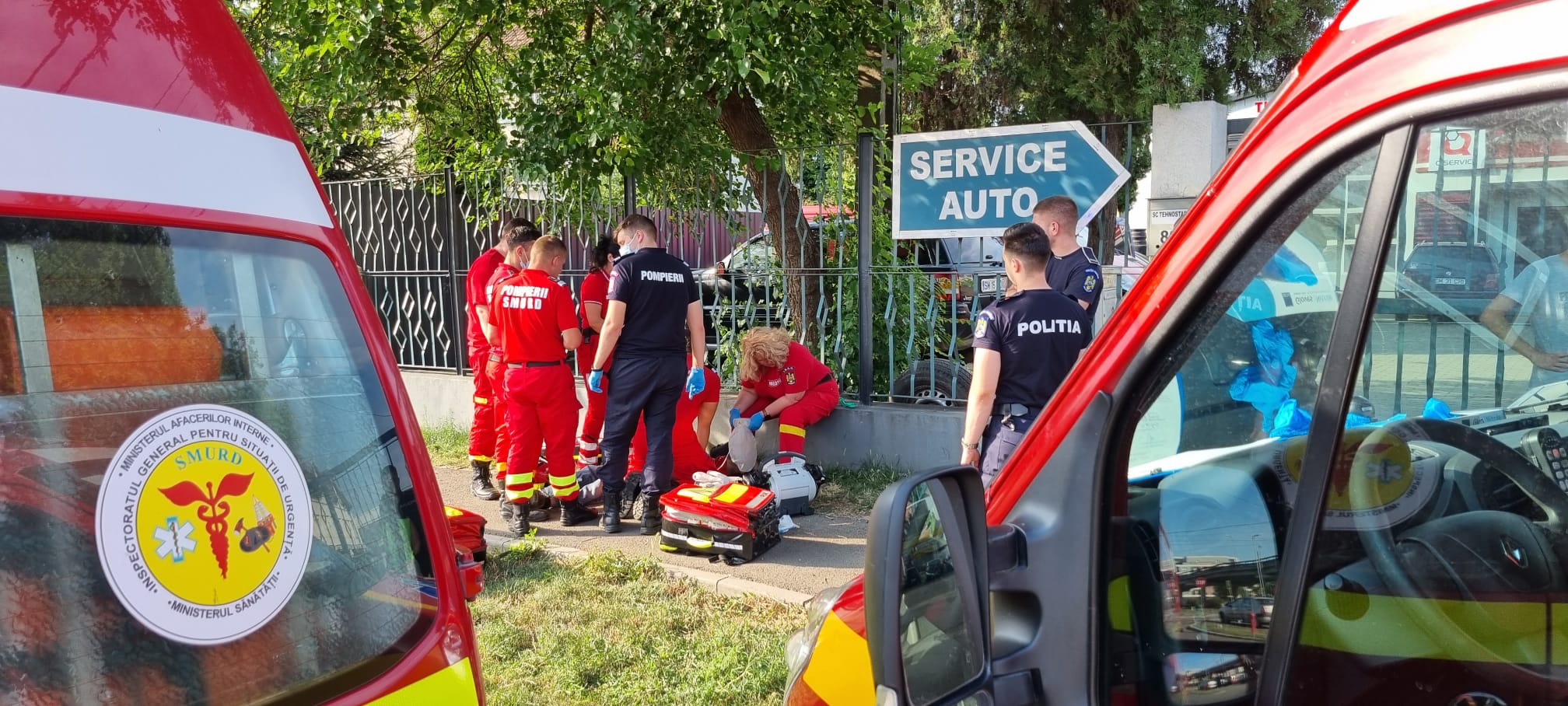 Un bărbat din Satu Mare a murit pe stradă. Timp de 3 ore, oamenii au trecut nepăsători pe lângă el