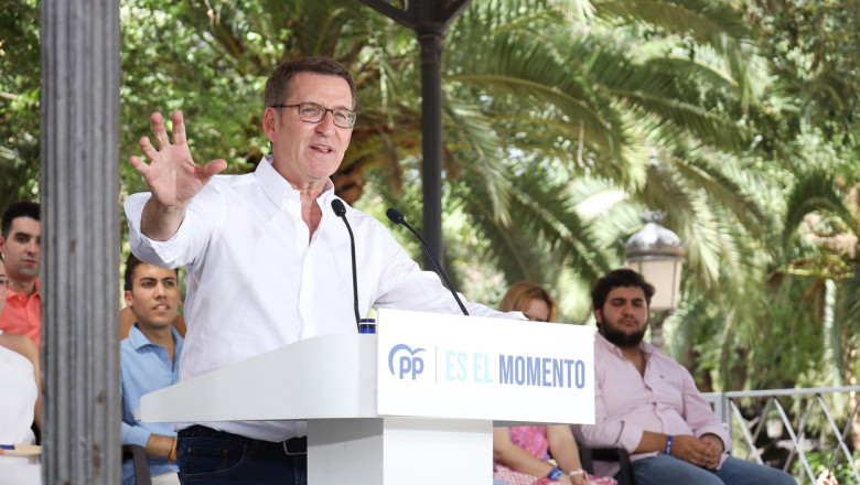 Feijóo attends a PP electoral campaign event in Ciudad Real