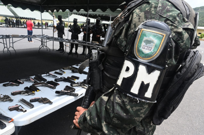 honduras arme confiscate inchisori distrugere profimedia-0788361079