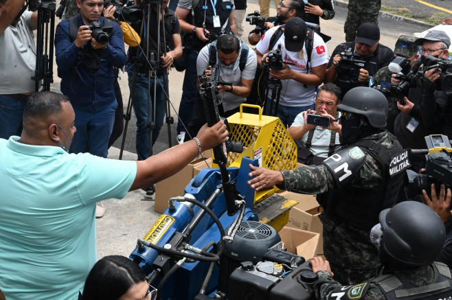 honduras arme confiscate inchisori distrugere profimedia-0788361819