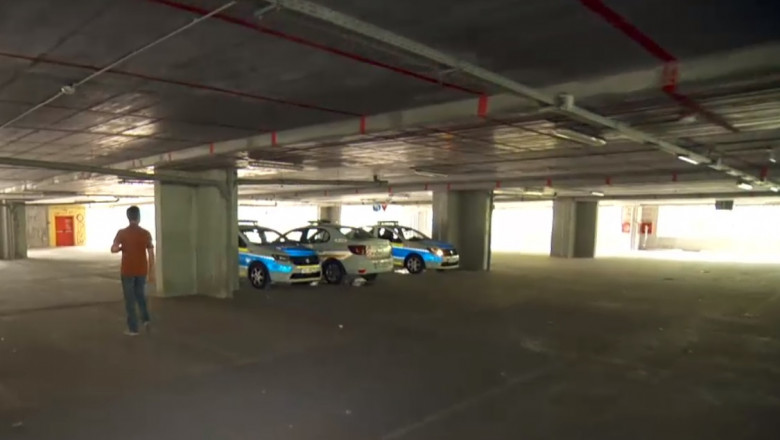 Statul la stat. Parcarea Arenei Naționale zace goală de 10 ani și a ajuns loc de odihnă pentru polițiști: Trezește-l, mă
