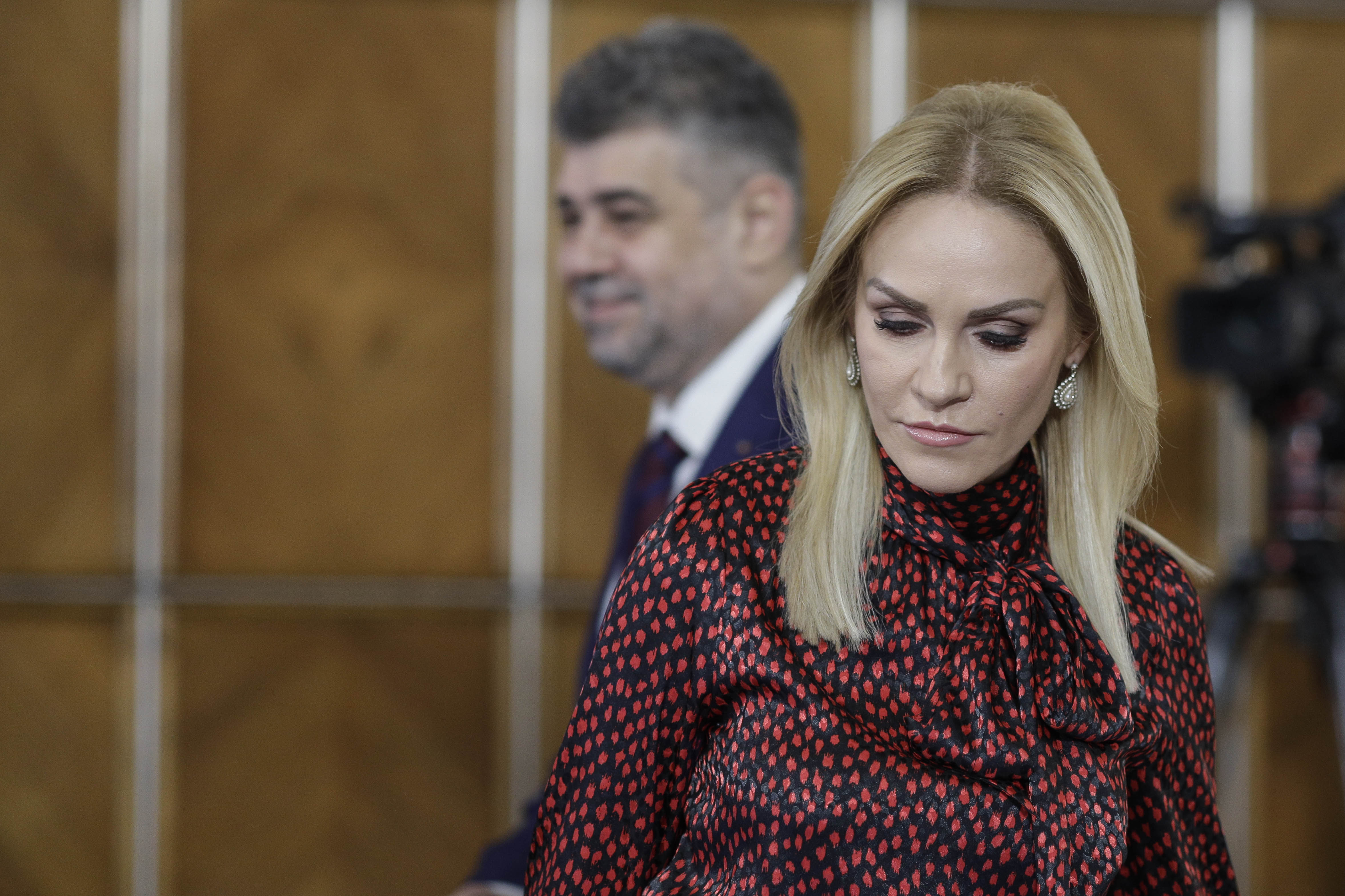 Gabriela Firea a demisionat din Guvern. Iohannis a semnat decretul și l-a desemnat pe Bogdan Ivan ca ministru interimar