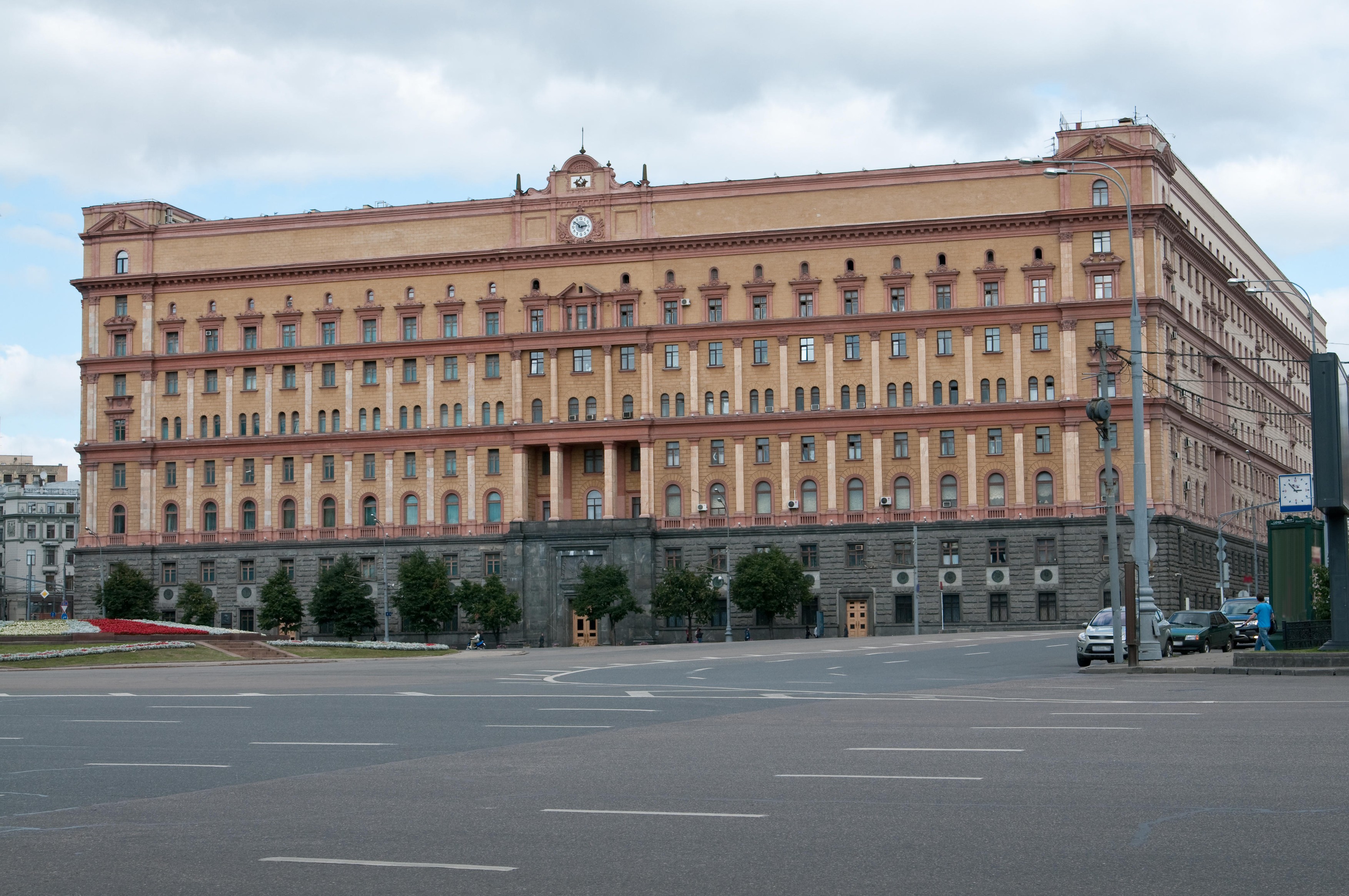 Un activist transsexual a fost arestat de FSB și este acuzat de înaltă trădare