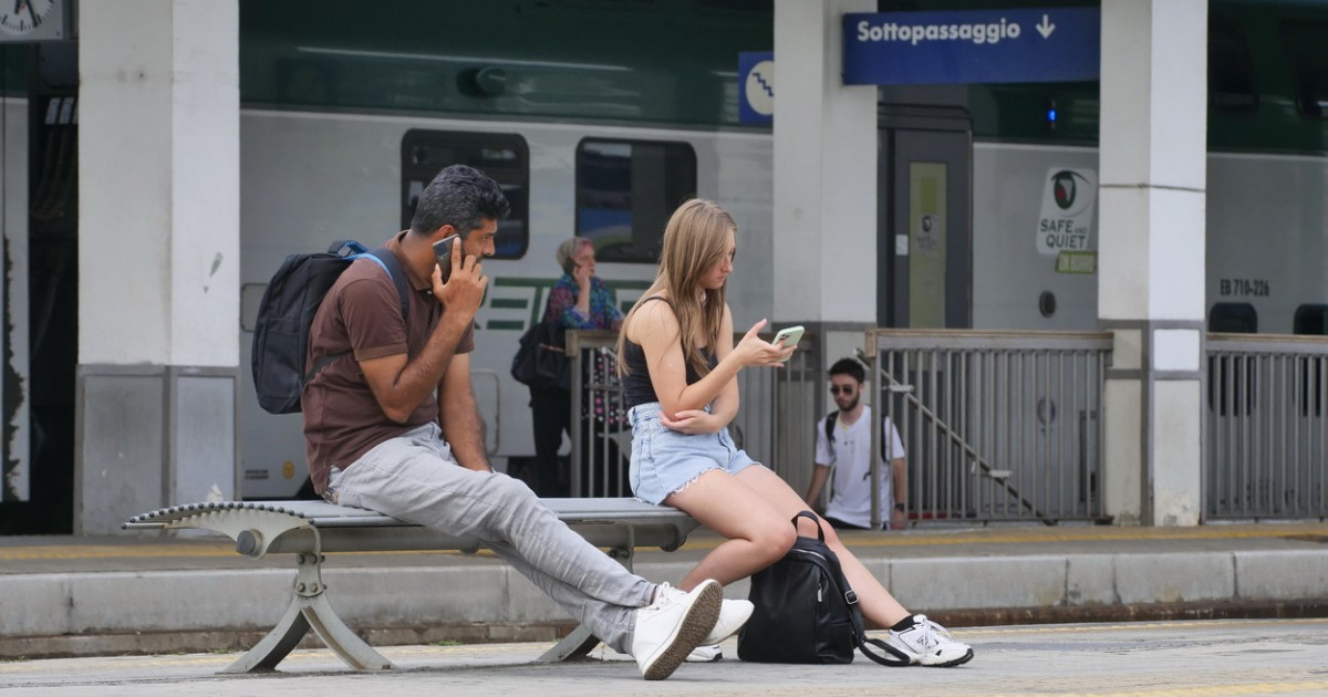 Allerta MFA per i rumeni in viaggio in Italia: ci saranno scioperi nel settore del trasporto pubblico e aereo