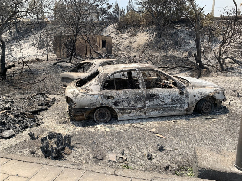 Greece evacuates 19,000 as wildfires rage on Rhodes island