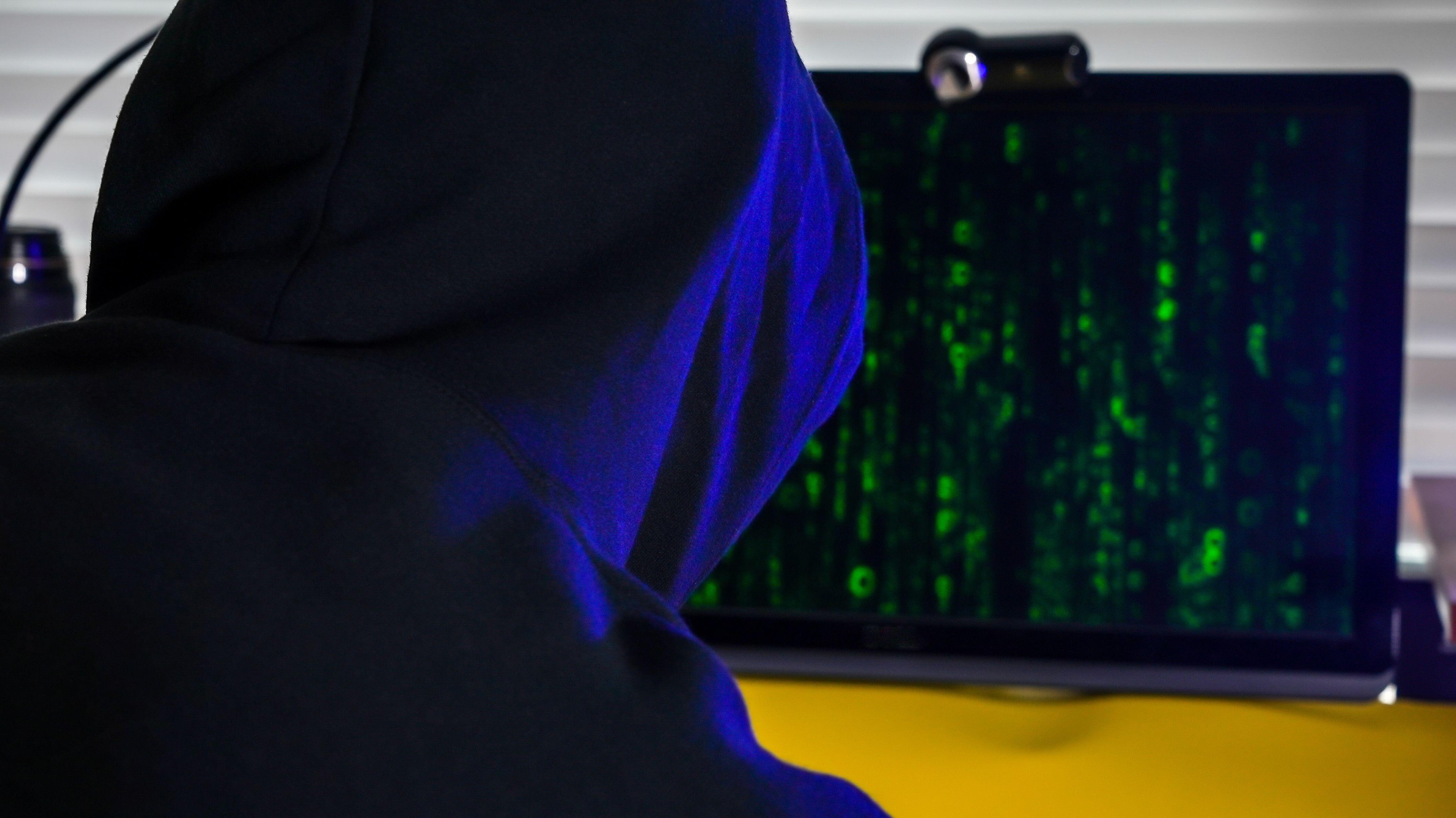 Atac cibernetic devastator al serviciilor de informații ucrainene: O mare rețea logistică rusă a fost paralizată