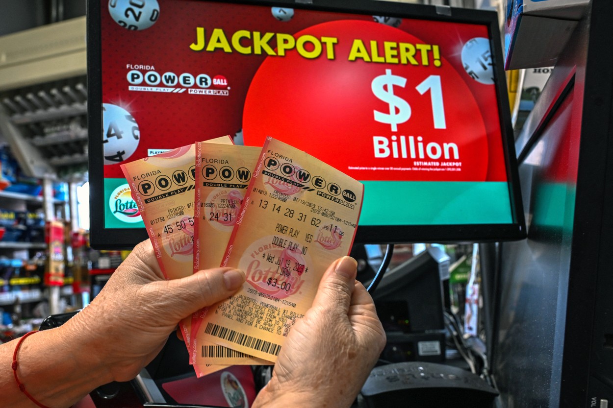 De ce a a mințit o femeie că a câștigat jackpotul de peste 1 miliard de dolari de la Powerball