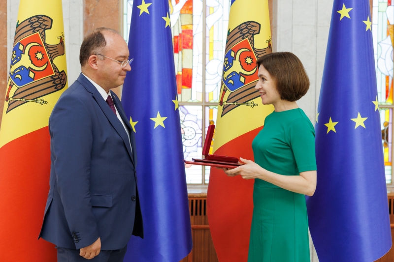 Maia Sandu i-a acordat lui Bogdan Aurescu „Ordinul de Onoare”: „A avut un aport însemnat la avansarea parcursului european al Moldovei”