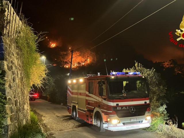 Meteo estremo in Italia.  Almeno sette persone sono morte a causa di tempeste e incendi