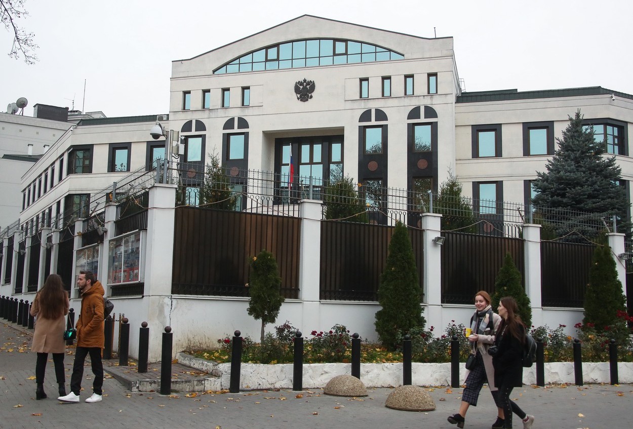 Moscova amenință Chișinăul. Reacția furioasă a Rusiei, după ce Moldova a decis reducerea numărului de diplomați de la ambasada rusă