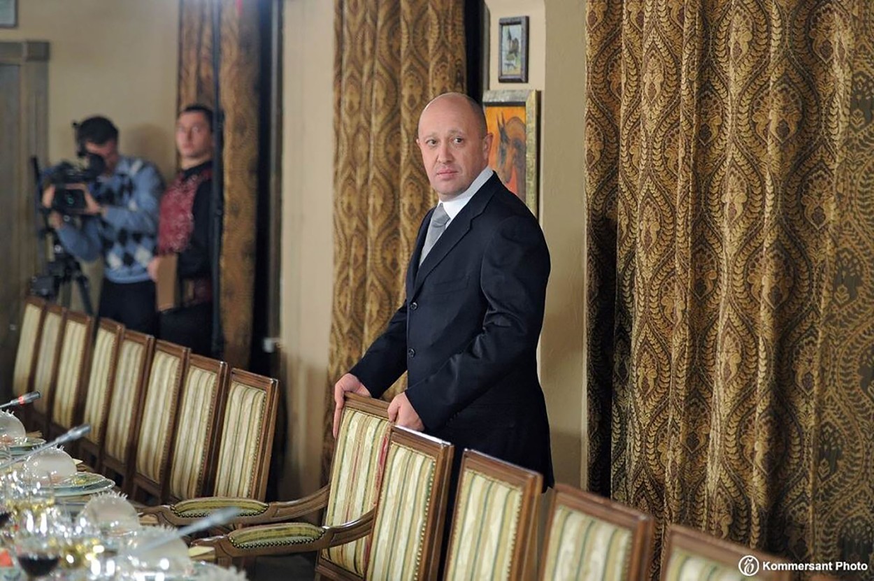 Apariție misterioasă a lui Prigojin, la Sankt Petersburg, chiar în timpul summitului găzduit de Putin