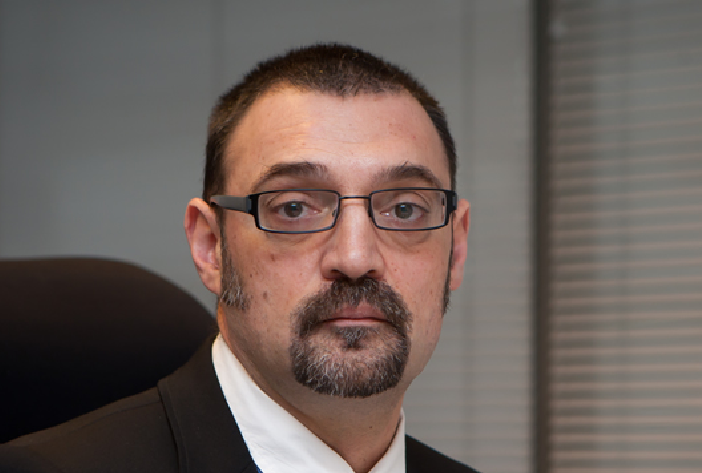 Mihnea Vasiliu, fost manager Ringier România, a murit după ce i s-a făcut rău în recepţia unui hotel din Bucureşti