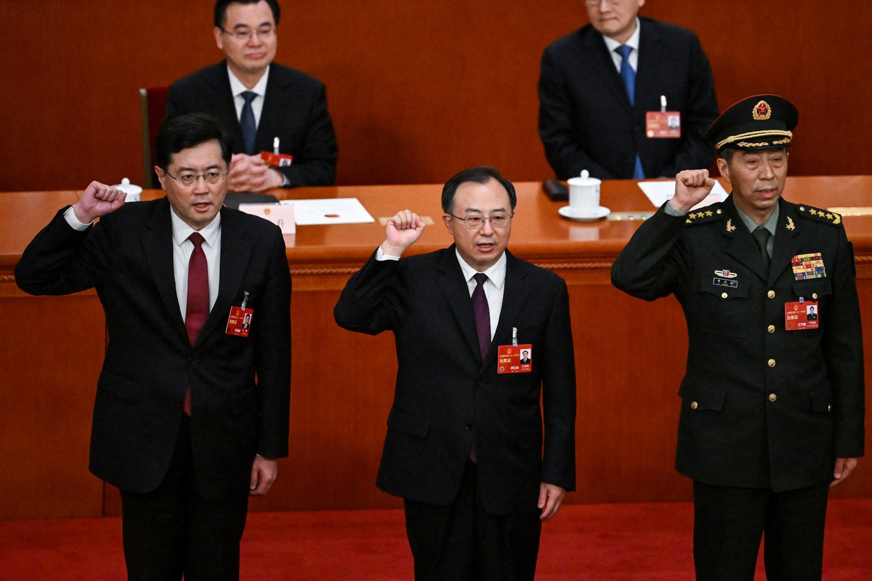 Misterul dispariției lui Qin Gang. După ce l-au șters de pe pagina ministerului, China pune înapoi articolele despre el