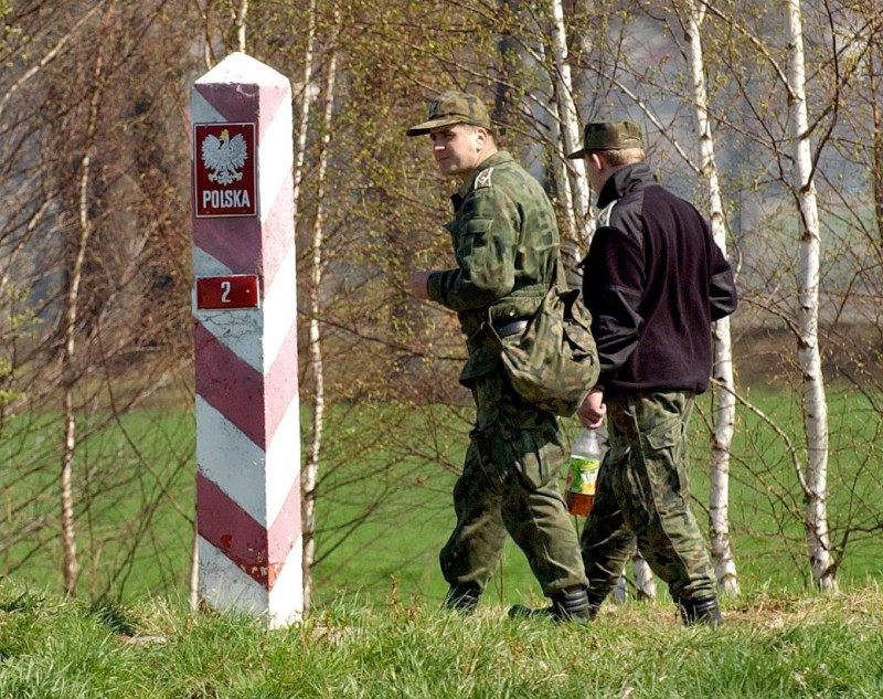 militari polonezi polonia patrula frontiera profimedia