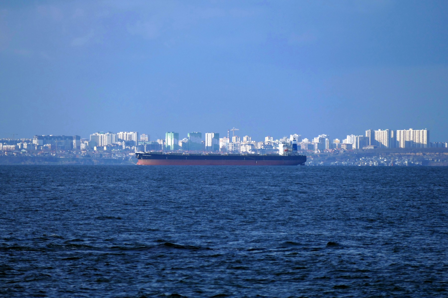 Rusia ar putea scufunda nave civile în Marea Neagră, avertizează SUA. Moscova a atacat Mikolaiev și Odesa – mai multe victime raportate