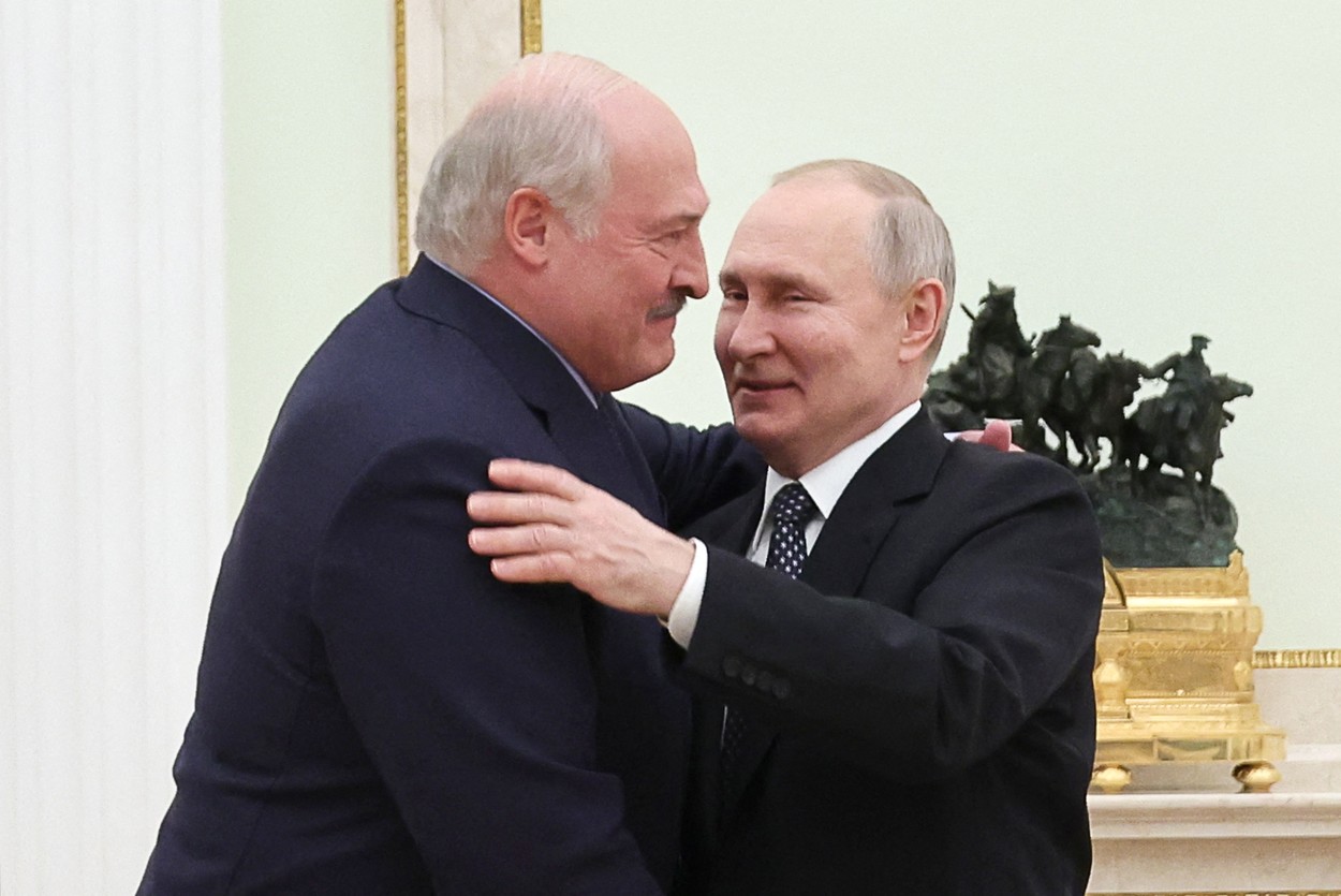 Putin și Lukaşenko, glume pe seama mercenarilor Wagner: „Mă stresează. Îmi zic că vor să meargă într-o excursie în Polonia”