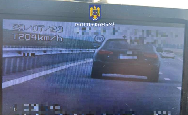 Șofer prins cu 204 km/h pe autostrada A7