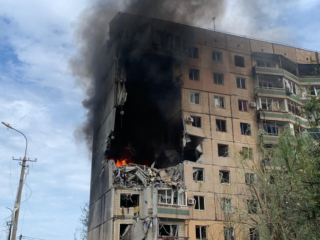 Rușii au bombardat Krivoi Rog. Cel puțin șase morți și 70 de răniți printre care și copii. Lupte grele în nord-estul Ucrainei